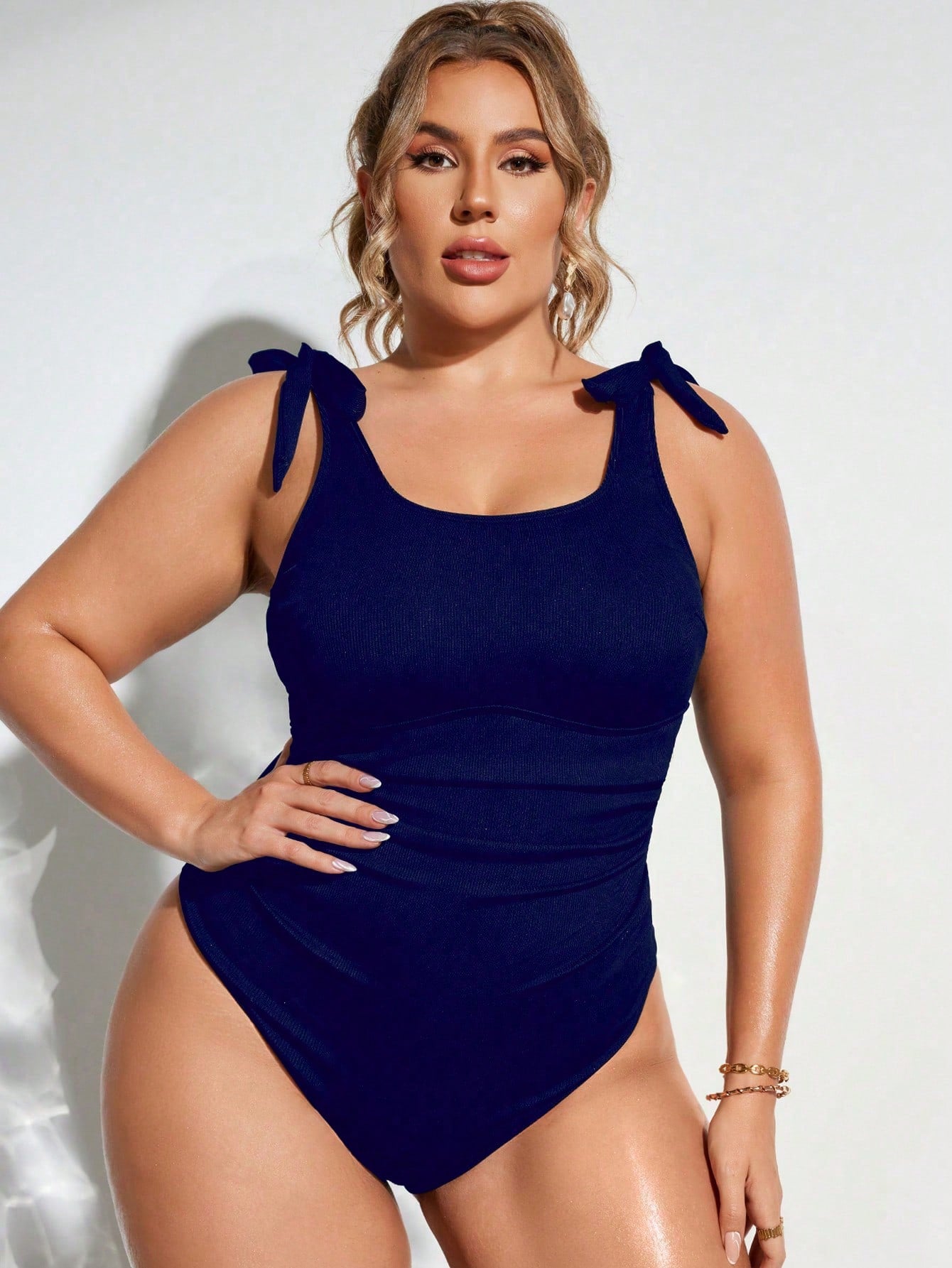 Maiô Plus Size Feminino com Laço nas Alças Alta Sustentação